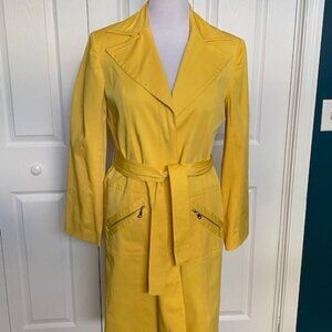 BANDOLINA RAINCOAT - YELLOW WITH HOUNDSTOOTH LINING - NEW - LARGE